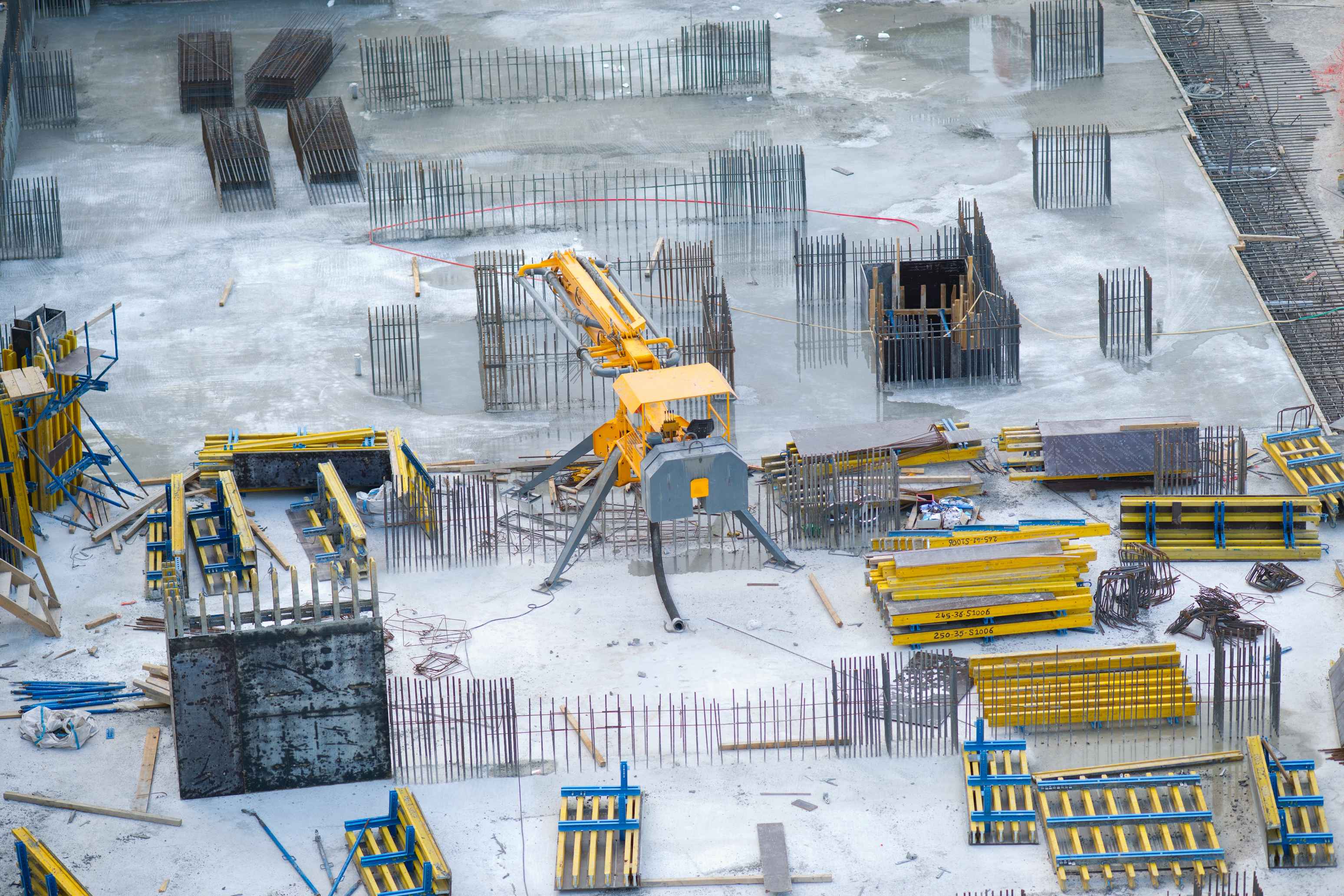 外貿建材生意，可以用什么社交軟件找到國外客戶？